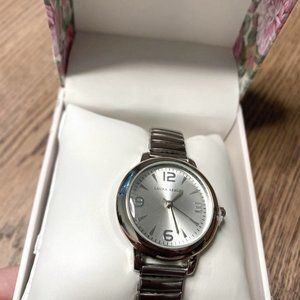 Laura Ashley Silver Women's Round Case Expandable Stainless Steel Bracelet Watch